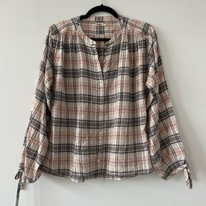Lightweight plaid long sleeve